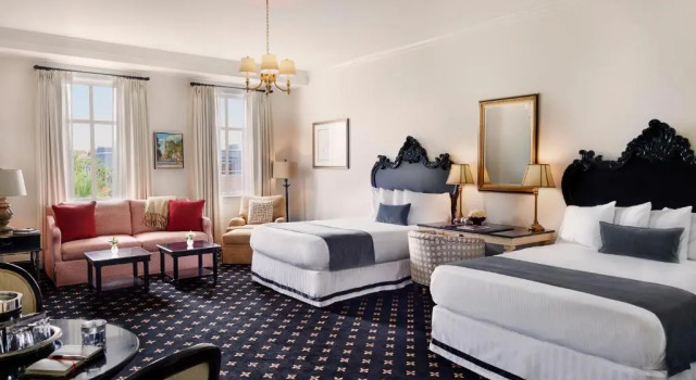 Четырёхместный полулюкс French Quarter Inn