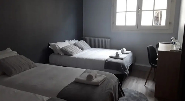 L'Hôtel du Café des Arts, Rezerwuj Hotel Chinon 