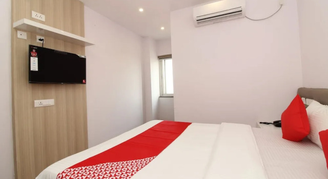 Oyo 35362 My Place S R Nagar, Rezerwuj Hotel Ameerpet 