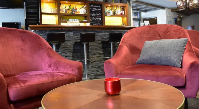 Hotel Central, Boek Hotel Hotels in Wallis met parkeren, Parkeren