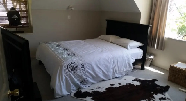 Berni's Boutique BnB Airport, Забронировать Отель «постель и завтрак» Отели Крайстчёрч с парковкой, Парковка