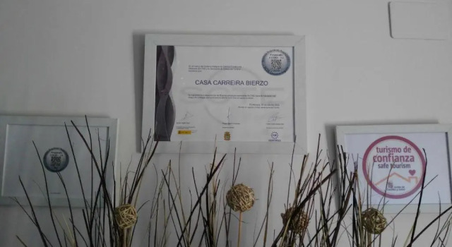 Коттедж с 5 комнатами Casa Carreira Bierzo