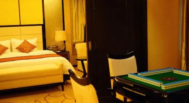 Люкс Executive Menfut International Resort Hotel