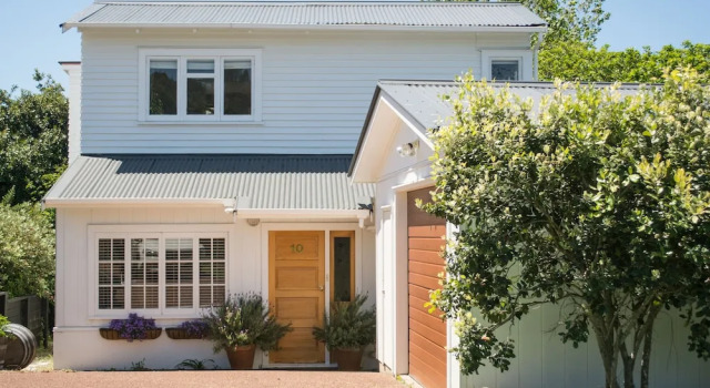 Oneroa Escape - Bell's Cottage