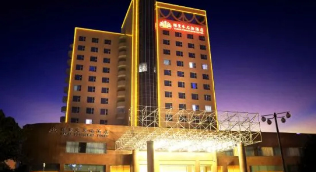 Kurla Tarim Oil apartment, Rezerwuj Apartament Hotele w Korla z parkingiem, Parking