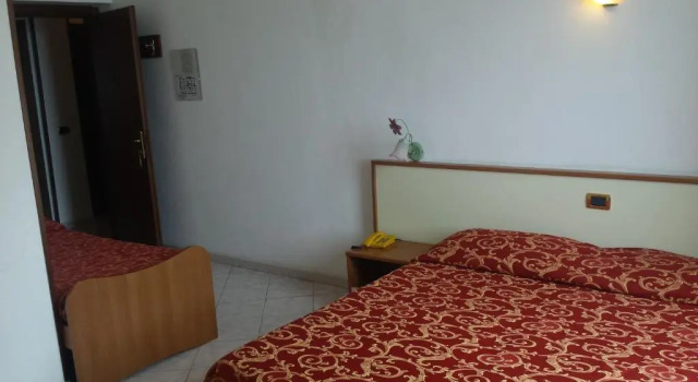 Трёхместный номер Standard Hotel Ideale