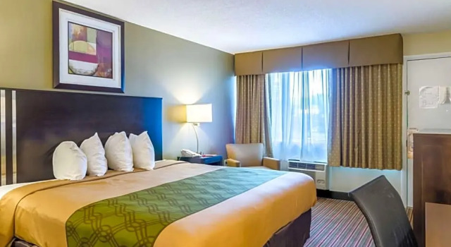 Номер Standard FairBridge Inn Express