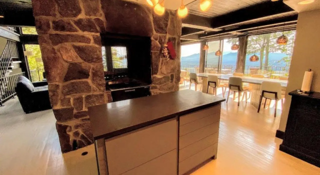 RL Breathtaking views and grand unique style, private mountain retreat 4WD recommended, Buchen Sie Hotel Hotels in New England mit Parkplatz, Parkplätze