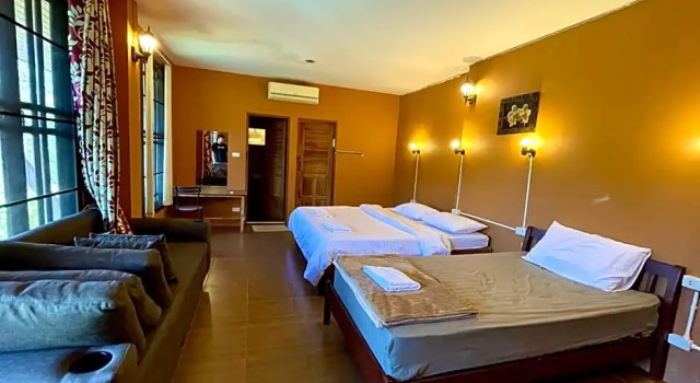Номер Standard с видом на озеро Thana Lagoon Resort