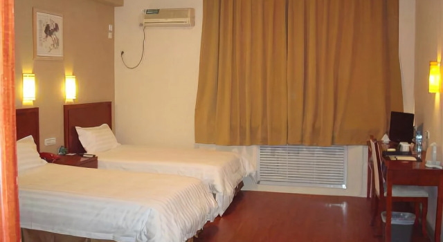 GreenTree Inn Yantai South Street Hotel