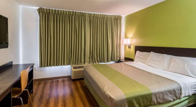 Номер Standard Motel 6-North Richland Hills, TX - Rufe Snow