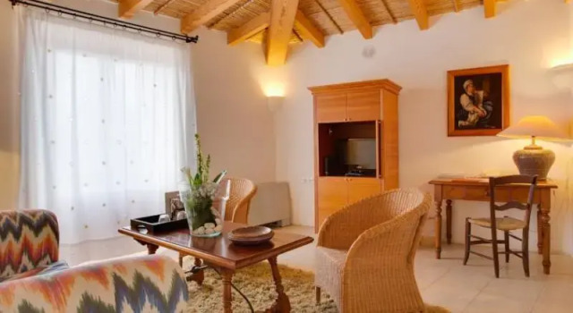 Полулюкс с балконом Casal Santa Eulalia