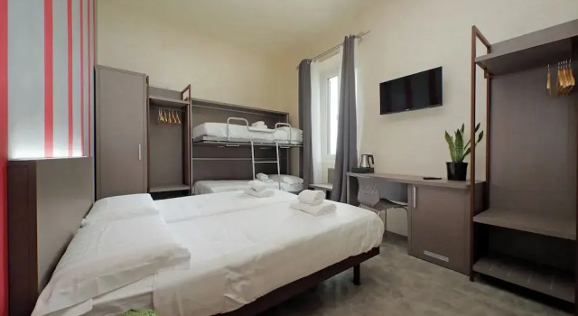 Четырёхместный номер Standard Termini Comfort Rooms by Flatinrome