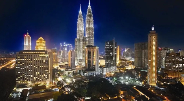 Коттедж Chic 6BR Home Private Rooftop Garden Kemensah KL