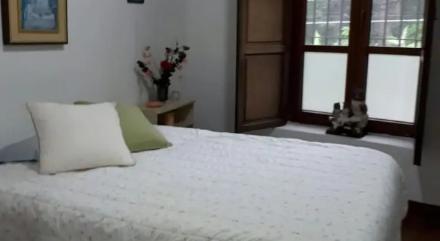 Casa Alicia Hostal Antigua Guatemala, Book Hotel Antigua Guatemala Zacatepeques