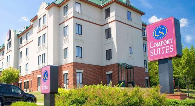Comfort Suites West Warwick - Providence, Book Hotel West Warwick Rhode Island