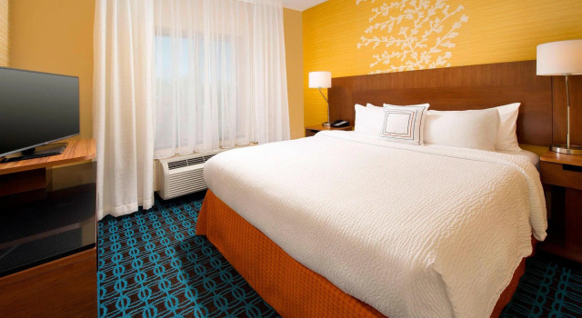 Двухместный люкс c 1 комнатой Fairfield Inn & Suites by Marriott Arundel Mills BWI Airport