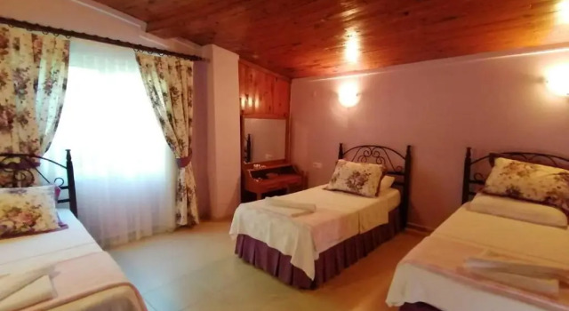 Трёхместный номер Standard Maviev Otel