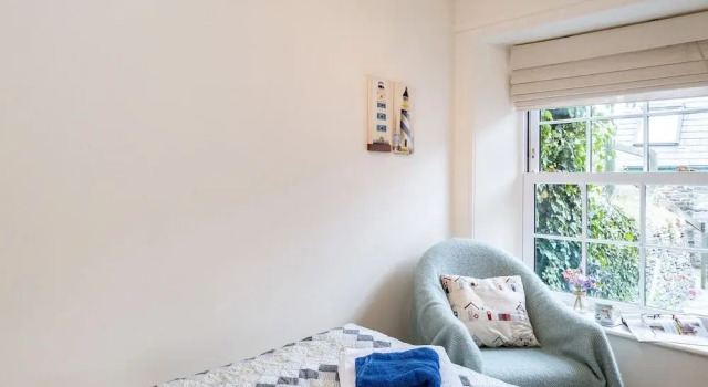 Cobble Cottage, Book Feriehus Hoteller i Boscastle med parkering, Parkering