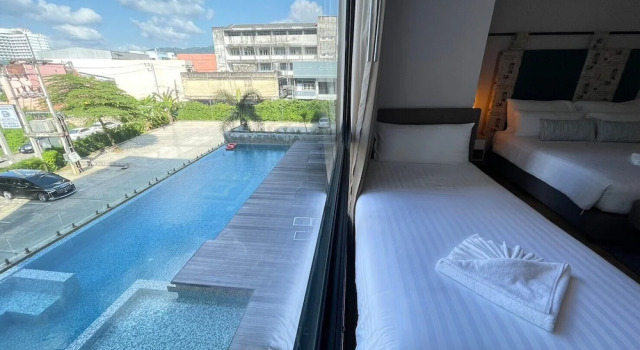 Трёхместный номер Standard W3 Hotel