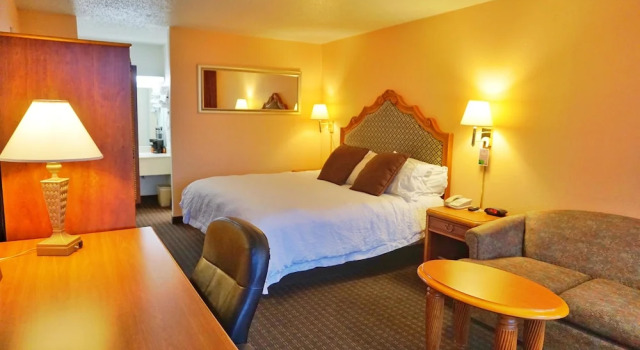 Номер Standard Castle inn & suites by OYO Lawton