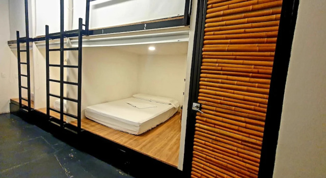 Кровать в общем номере Santuario Getsemani Hostel