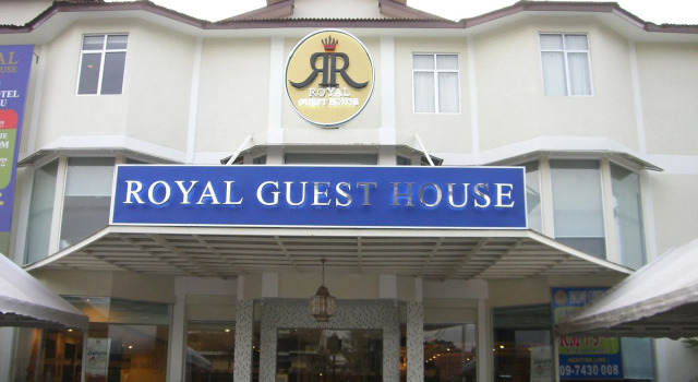 Royal Guest House RGH, Varaa Matkakoti Hotellit Kelantan pysäköinnillä, Pysäköinti