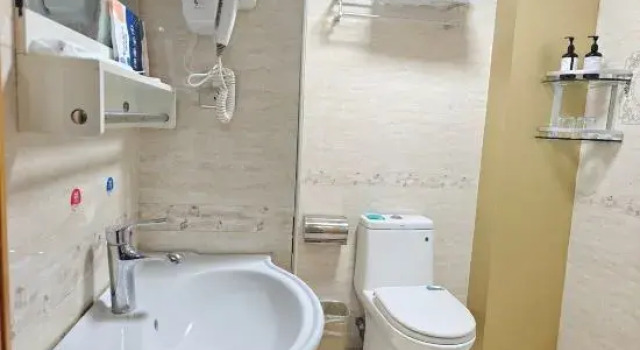 Yizhe Business Hotel (Normal University), Book Hotel Xinyang Henan