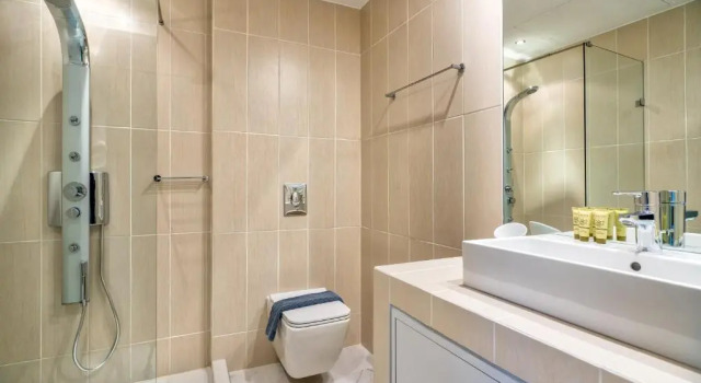 Семейный номер Standard Lotus Center Inn