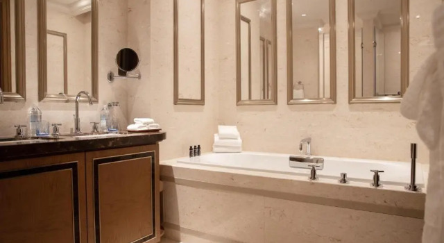 Номер Standard Jumeirah Living Guangzhou