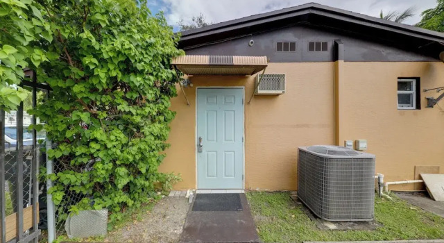 Апартаменты 8 Mi to Beach: Pet-friendly Fort Lauderdale Studio