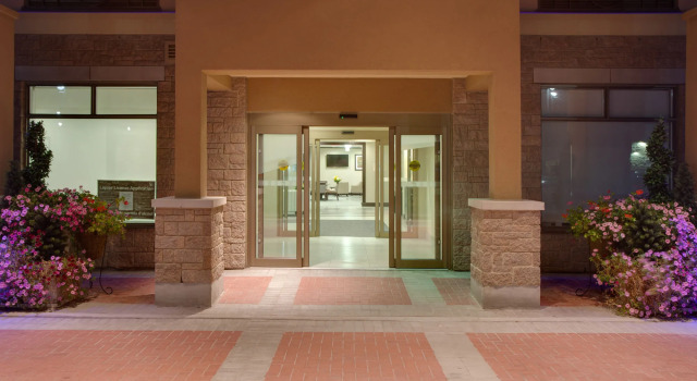 Holiday Inn Express & Suites Ottawa East-Orleans by IHG, Забронировать Отель Оттава Ottawa and Countryside