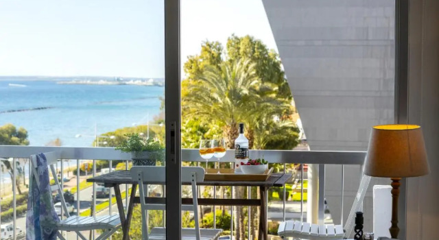 Апартаменты Limassol Olimpia Beach Suite
