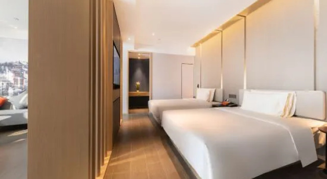Семейный люкс Atour Hotel