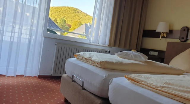 Kurparkhotel-Gemünd, Забронировать Отель Шлайден Айфель