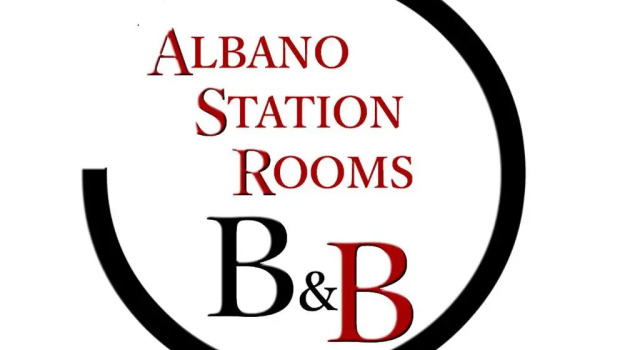 Номер Deluxe Albano Station Rooms