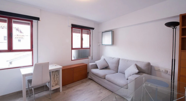 Best Offer Rastro Madrid La Latina, Забронировать Отель Отели Мадрида с парковкой, рядом с Театр Монументал, Парковка