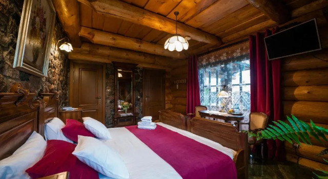 RetroHouse, Buchen Sie Bed & Breakfast SPA-Hotels in Reda, SPA