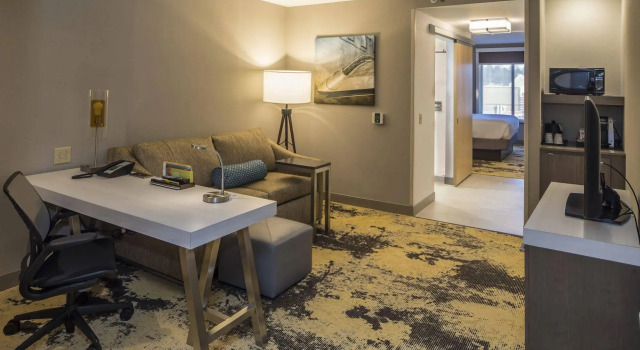 Hilton Garden Inn Pittsburgh Airport, Reserva ahora Hotel Hoteles en Gayly con piscina, Piscina