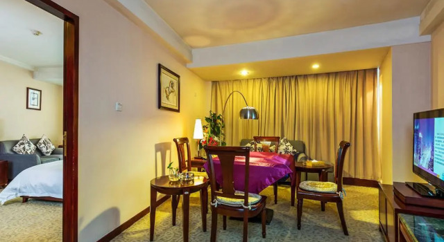 Royal Seal, Book Hotel Tian Xin Changsha