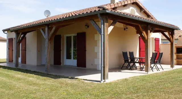 Коттедж Villa in Les Forges with Golf & Pool Access