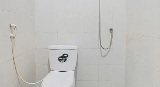Suite Economy OYO Life 90589 Palem Garden Hotel