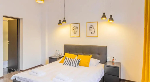 Люкс CHÂTEAU: Upscale Suites in Bucharest's Historical Center!