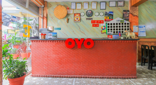 OYO 659 Hotel Lake Tower