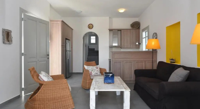 Aspro Villas, Prenota Hotel Piso Livadi Paro