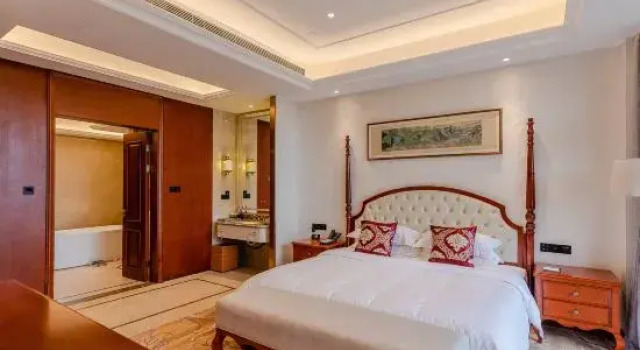 Люкс Deluxe Fengcheng International Hotel
