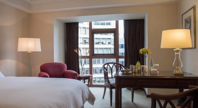 Четырёхместный номер Premier Swissotel Lima