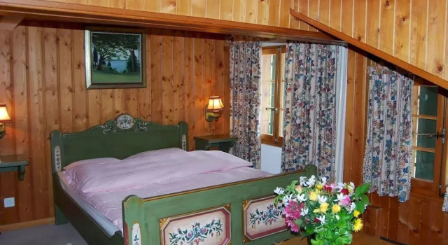 Hostellerie Bon Accueil Swiss Lodge, Забронировать Отель Отели Шато-д'Э 3 звезды, рядом с Горнолыжный курорт Шато д’О, 3*