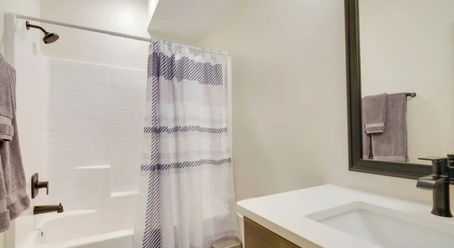 Апартаменты Brian Head Retreat w/ Deck, Shuttle to Ski Slopes!
