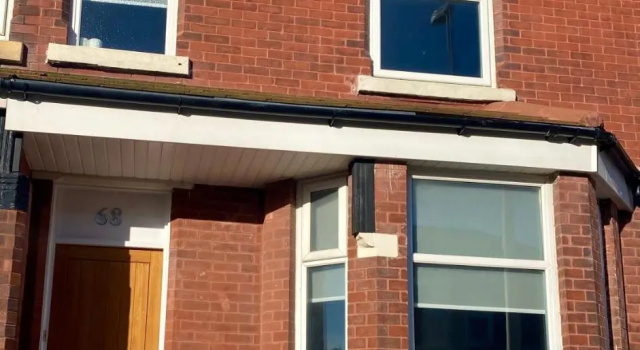 Warley House 4 Bed -Blackpool North -Family House